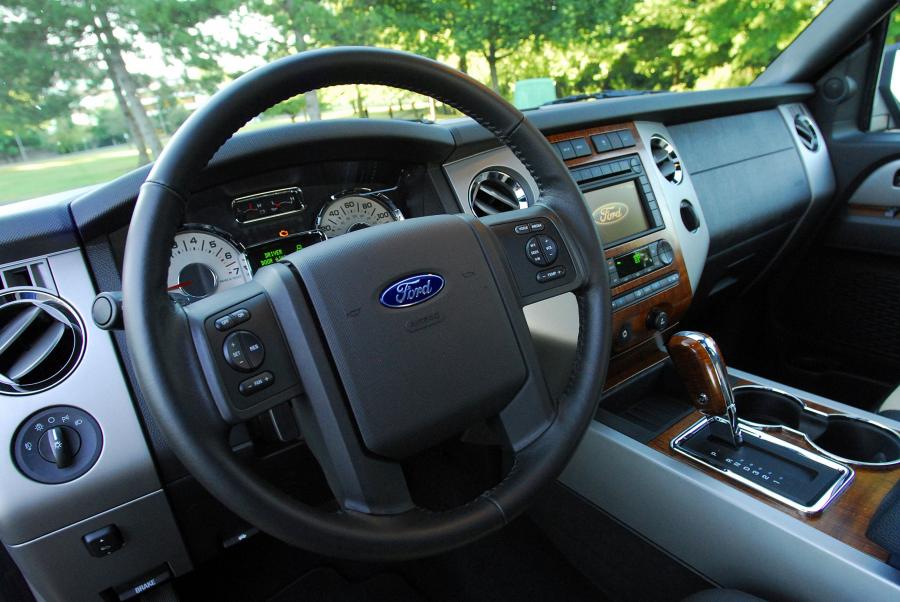  Ford Expedition 2007 года  (фото 8 из 80)